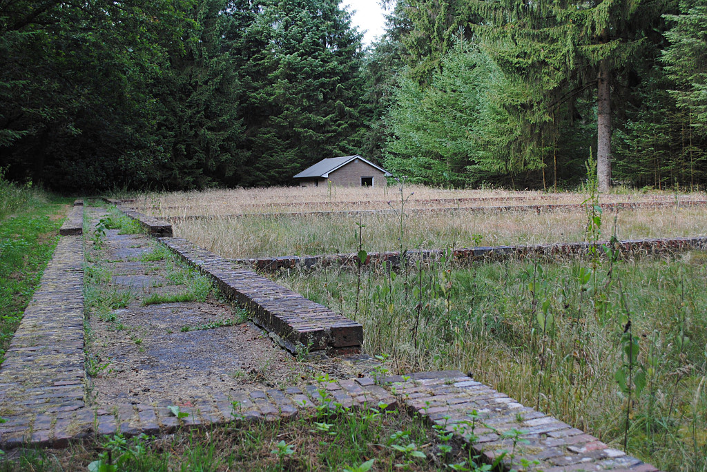 Installatie voor waterzuivering op het terrein van Kamp Westerbork